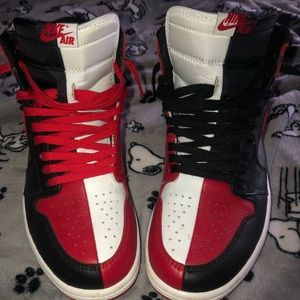 Retro high air Jordan 1 “homage to home”